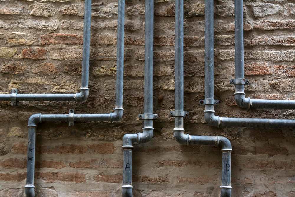 broken main water line Main water lines